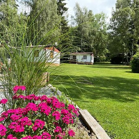 Retro Chatky Hurka Lipno Horní Planá Bagian luar foto