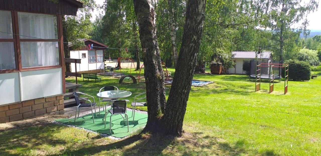 Retro Chatky Hurka Lipno Horní Planá Bagian luar foto